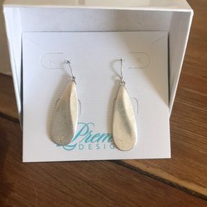 Premier designs Durango earrings
